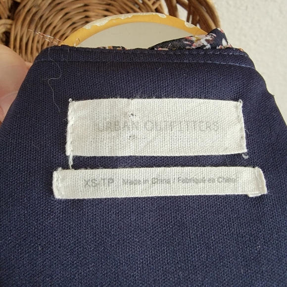 Urban Outfitters Ruffle Neck Dress Boho - Picture 8 of 8